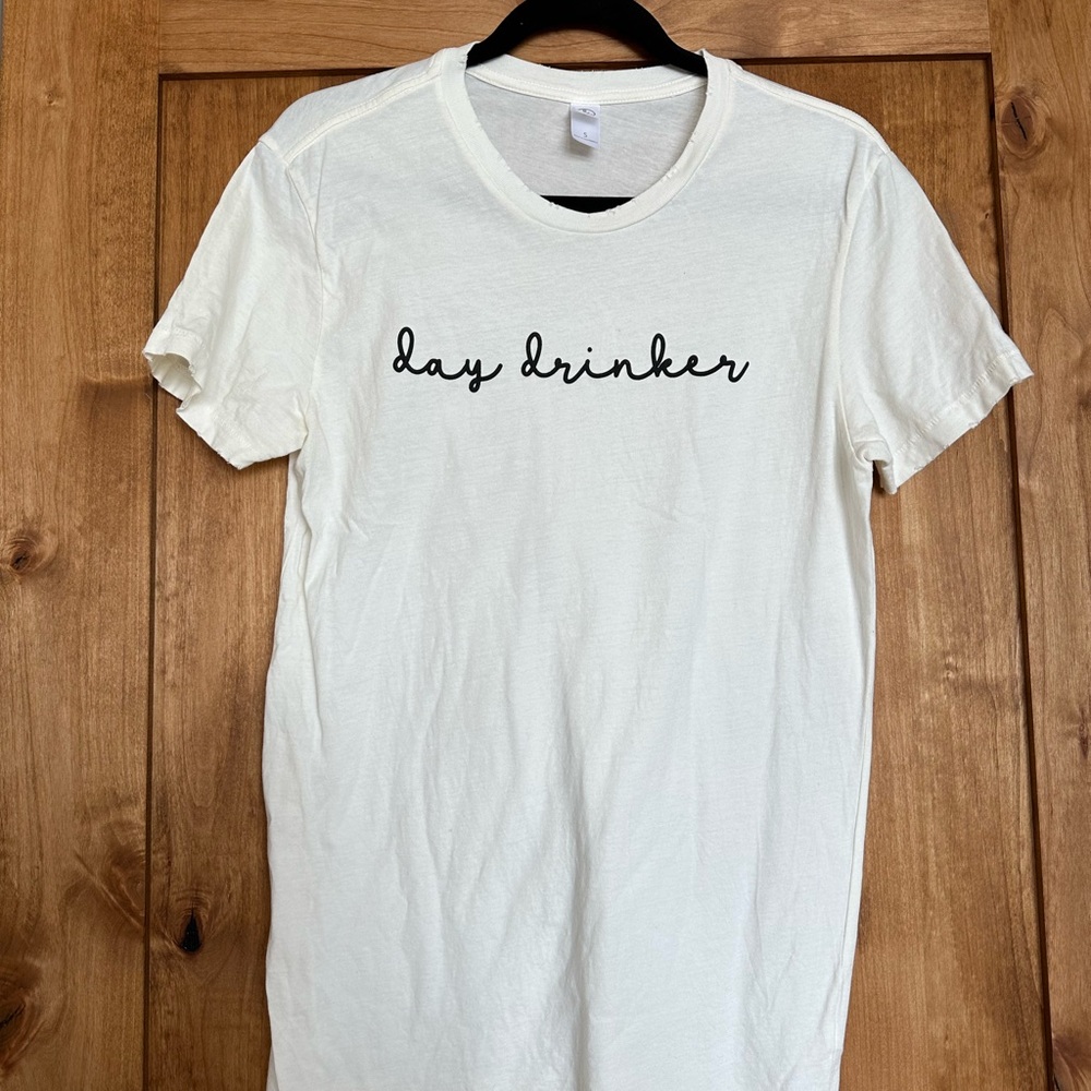 Women’s Cream Graphic T-Shirt